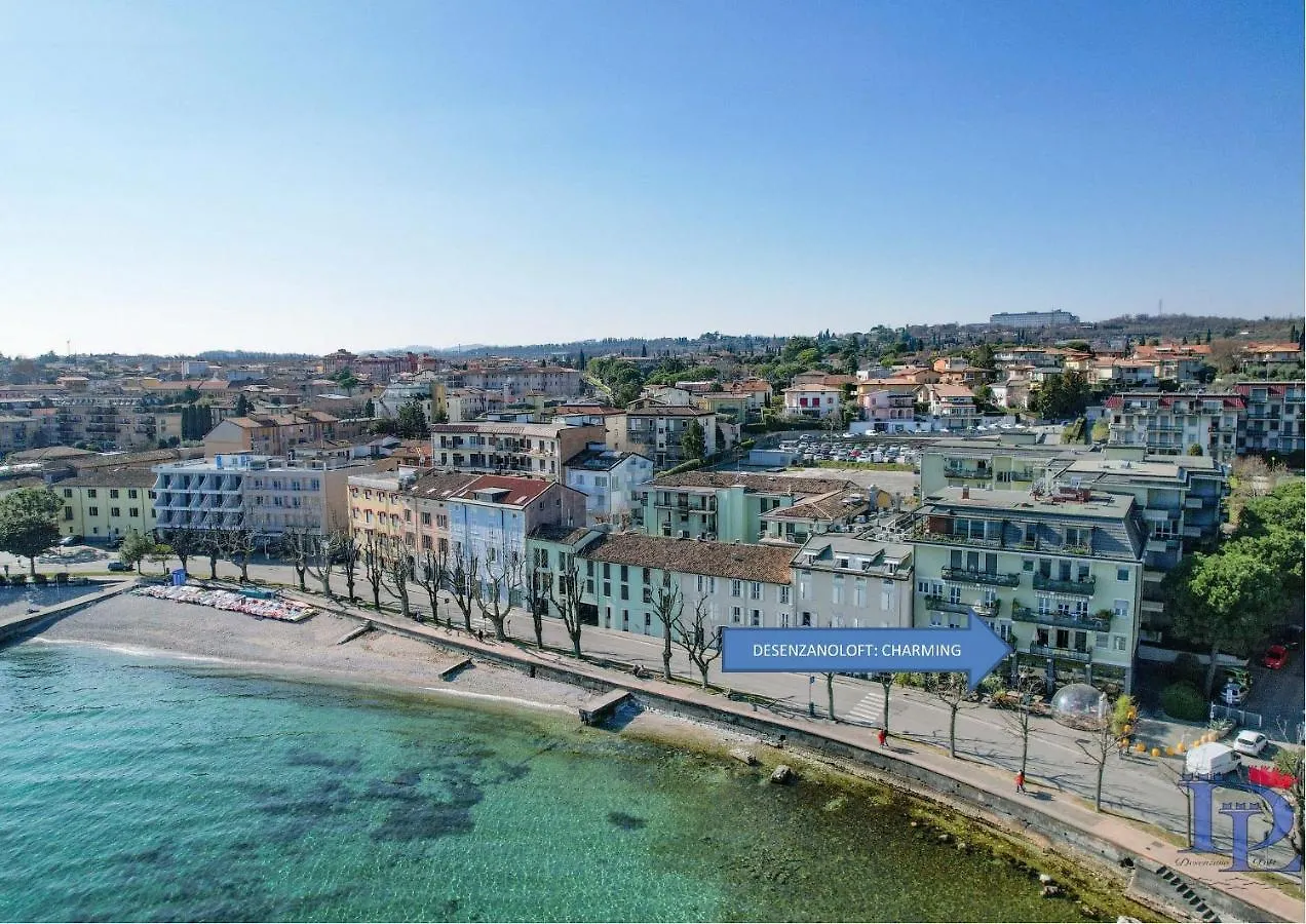 Desenzanoloft Official Partner Marriott Homes & Villas - Charming On The Lake Front Lake Desenzano del Garda Italië